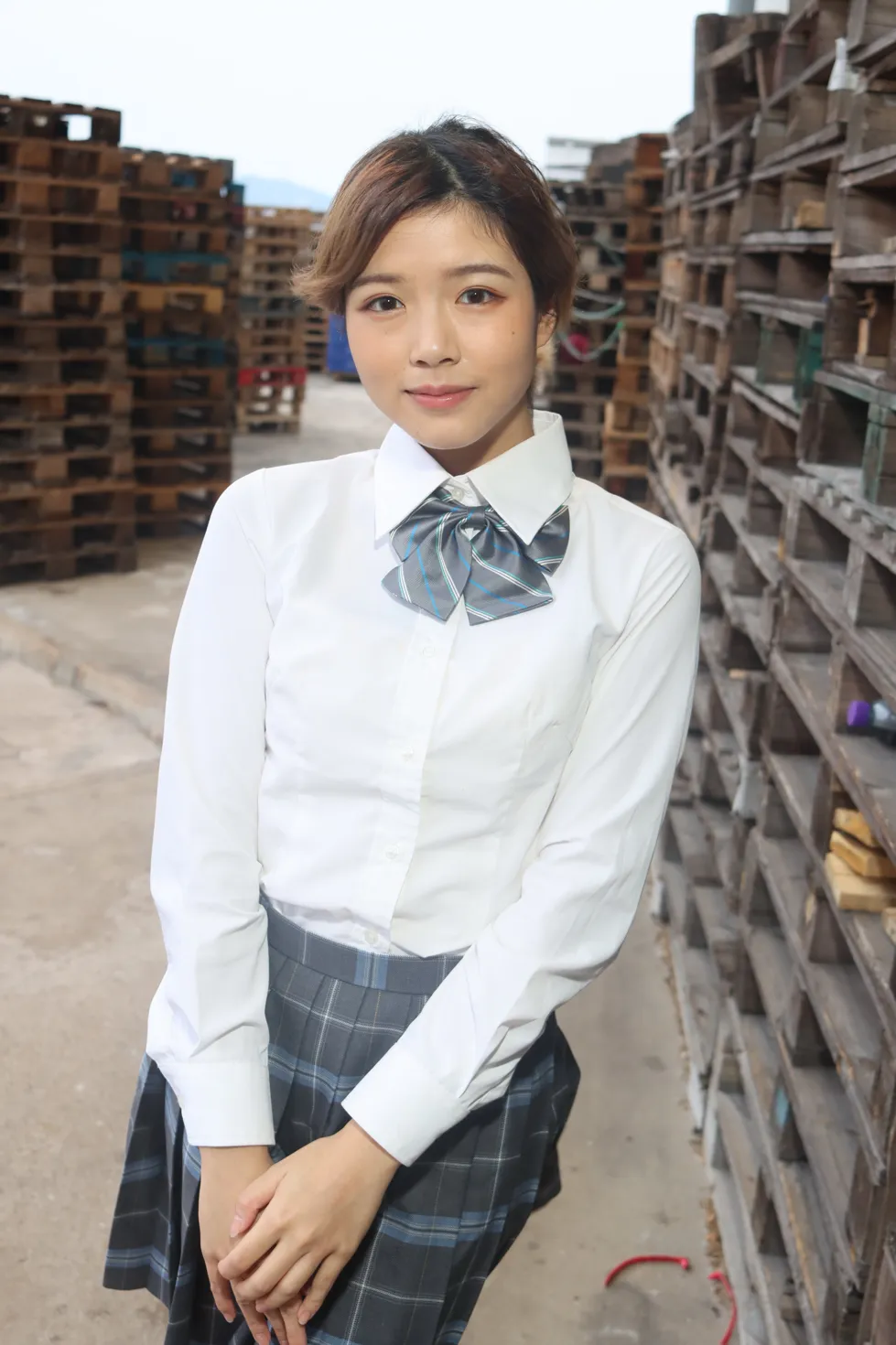 [街拍丝足] NO.144 Kandi 学生制服美腿 #街拍丝足、美足#[110P]-036