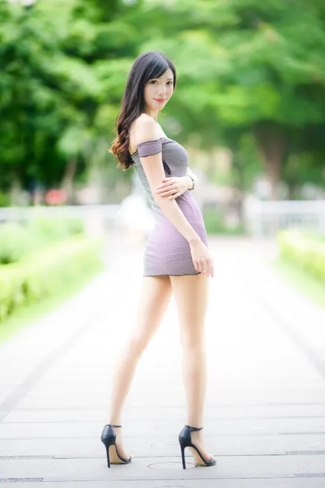 [街拍丝足] NO.224 Bao 丝袜高跟美腿外拍 #街拍丝足、美足#[79P]-063