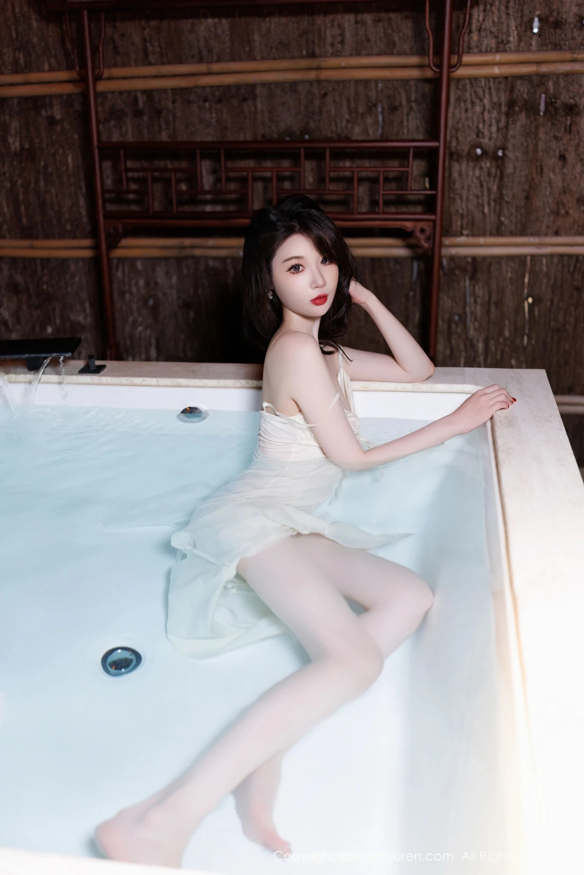 [秀人网] 2024.12.23 No.9643 梦心玥、秀人旗下#[85P]-046