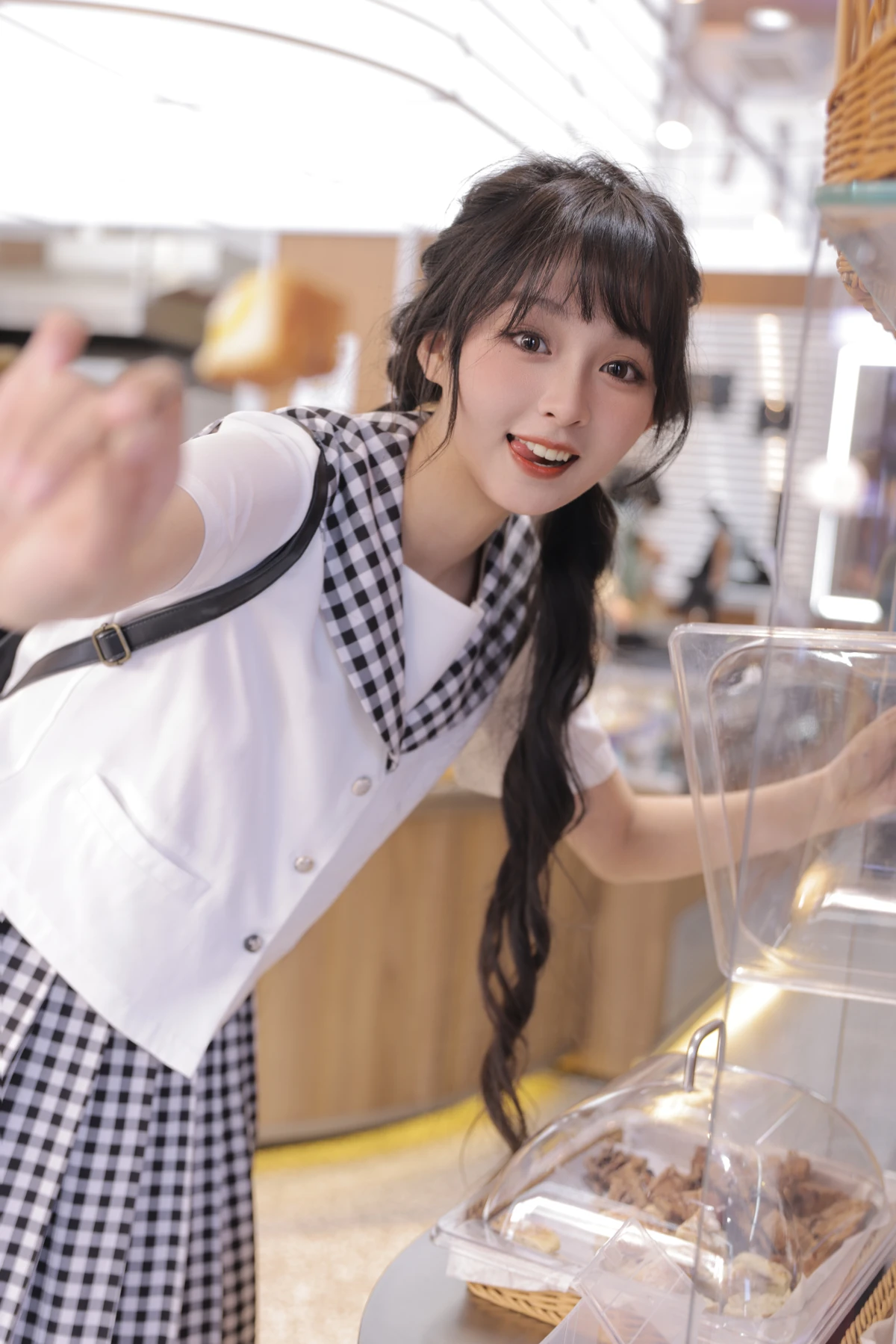 [艺图语]2023.03.09 Vol.3030 大理时光#一条懒虫#[21P]-019