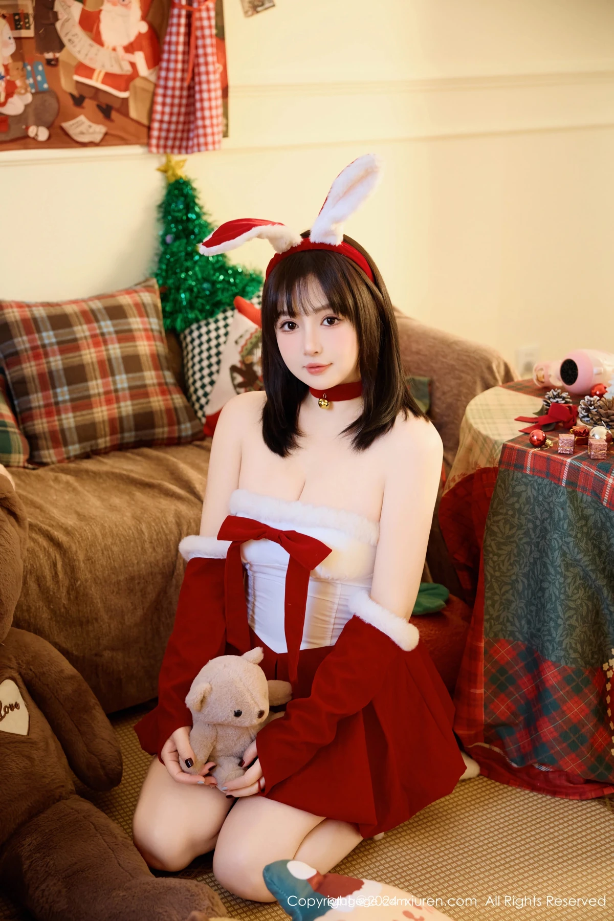 [秀人网] 2024.12.25 No.9656 养乐多Doll、秀人旗下#[53P]-014