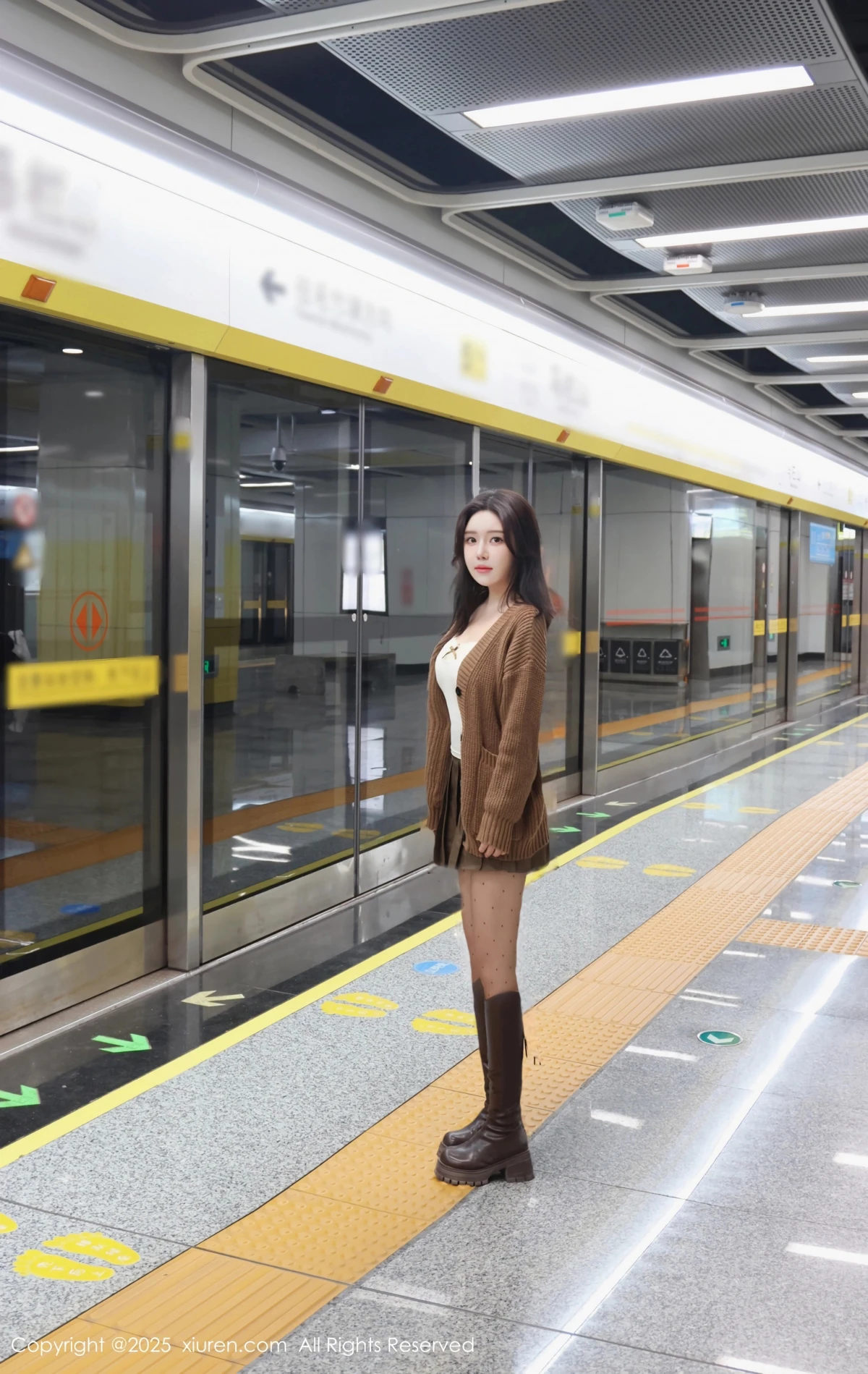 [秀人网] 2025.01.03 No.9708 小薯条nienie、秀人旗下#[72P]-023