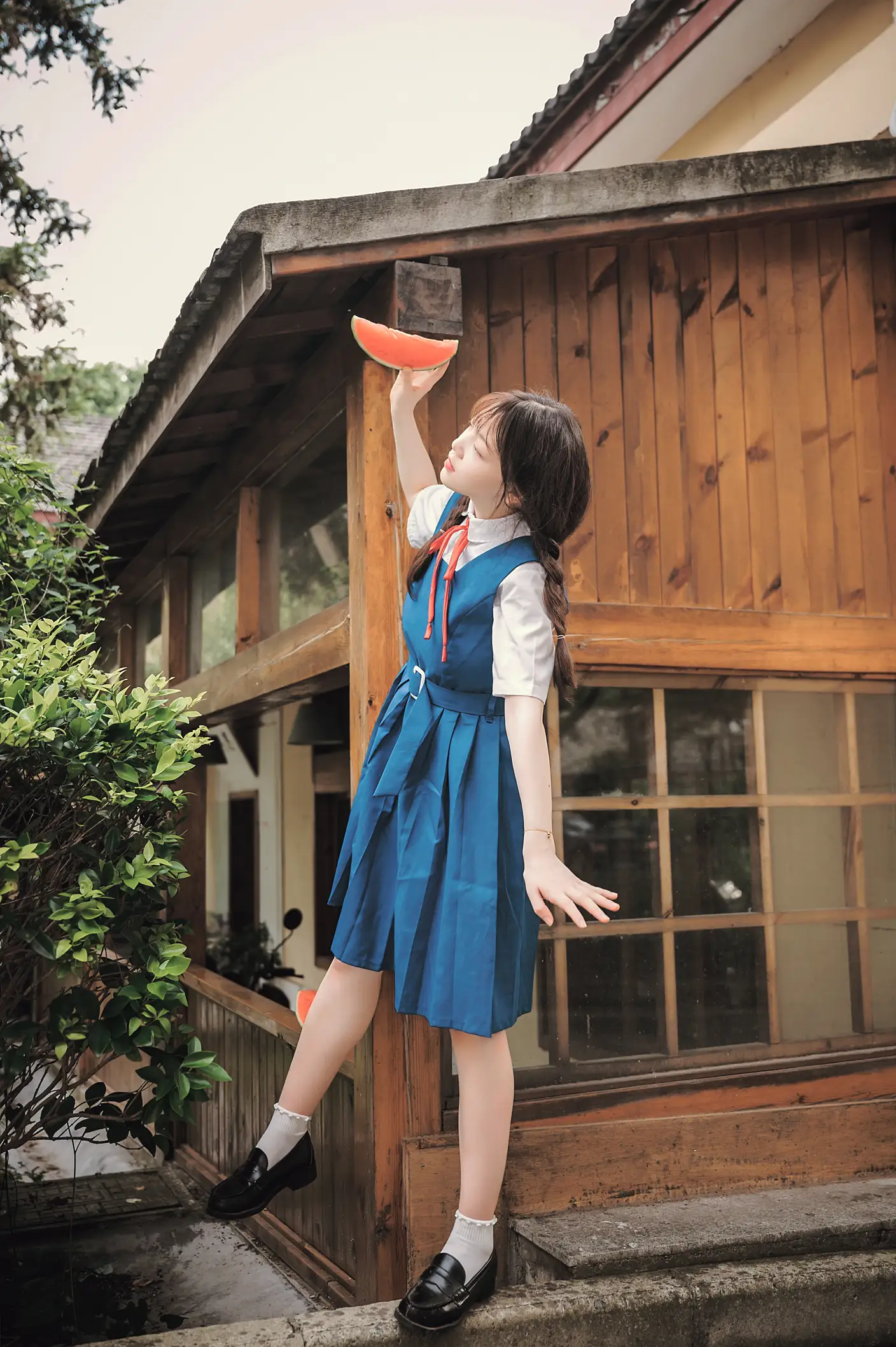 [艺图语] 2022.08.28 Vol.1815-015