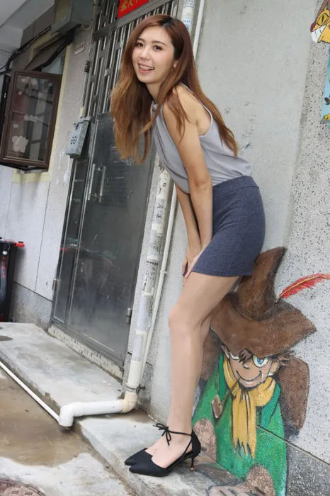 [街拍丝足] NO.093 長腿美模 Shuk Man 短裙 高跟美腿外拍 #街拍丝足、美足#[101P]-034