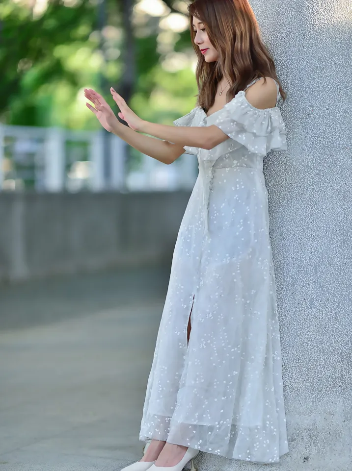 [街拍丝足] NO.200 vivi曹媛媛 吊带高衩长裙高跟美腿 #街拍丝足、美足#[113P]-021