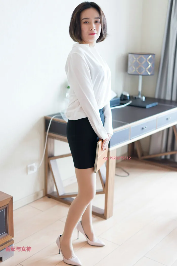 [街拍丝足] NO.034 木子的小包裙 #街拍丝足、美足#[97P]-056