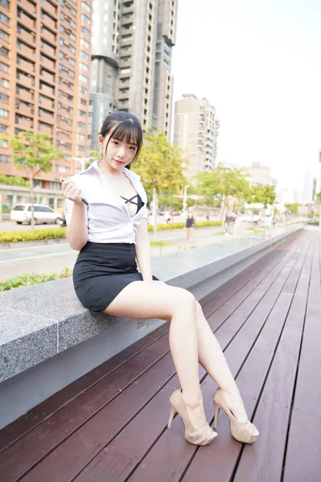 [街拍丝足] NO.078  陈家琳 OL短裙 高跟美腿外拍 #街拍丝足、美足#[100P]-079