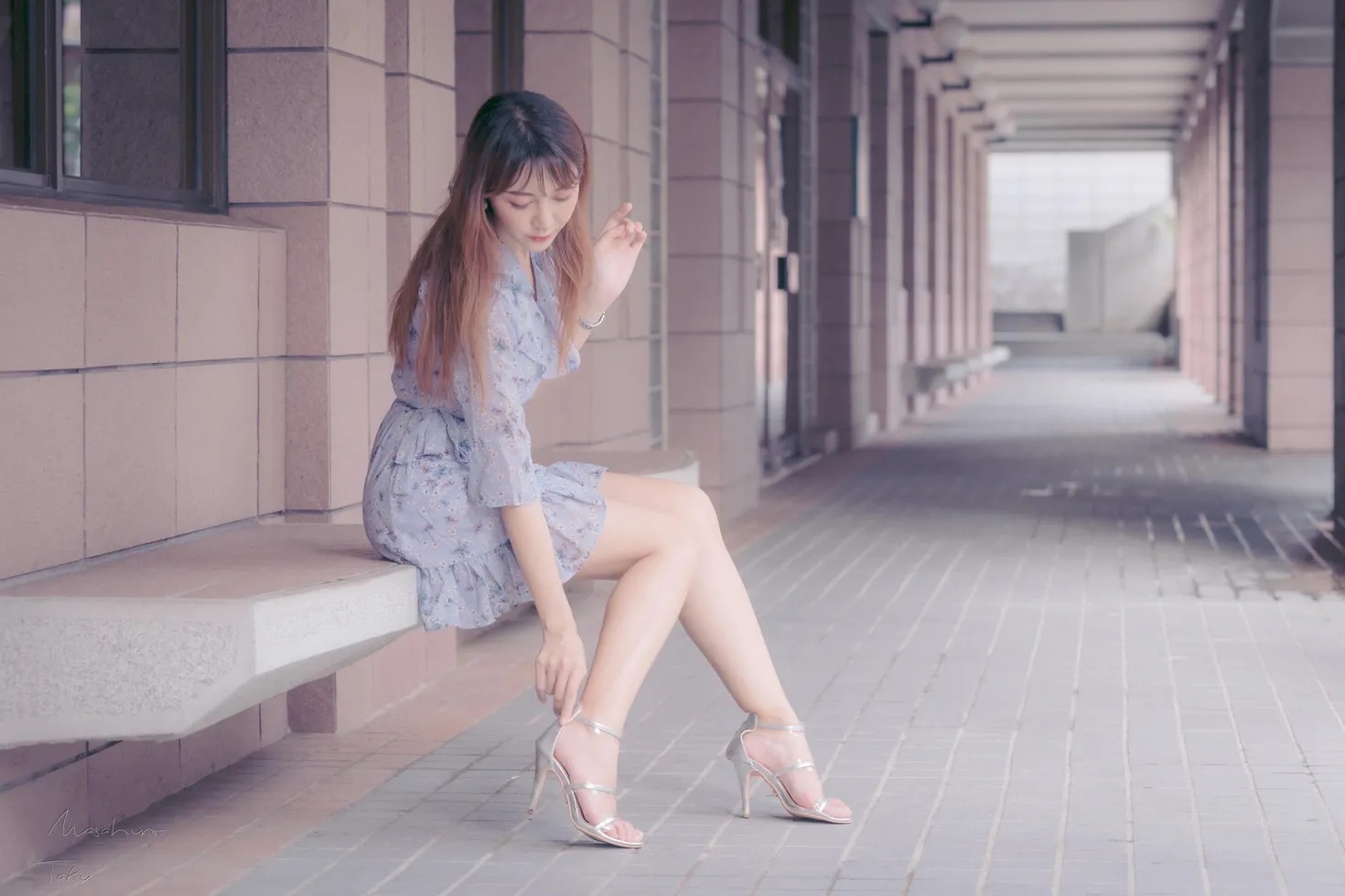 [街拍丝足] NO.197 彭璇 连衣短裙涼高美腿 #街拍丝足、美足#[58P]-047