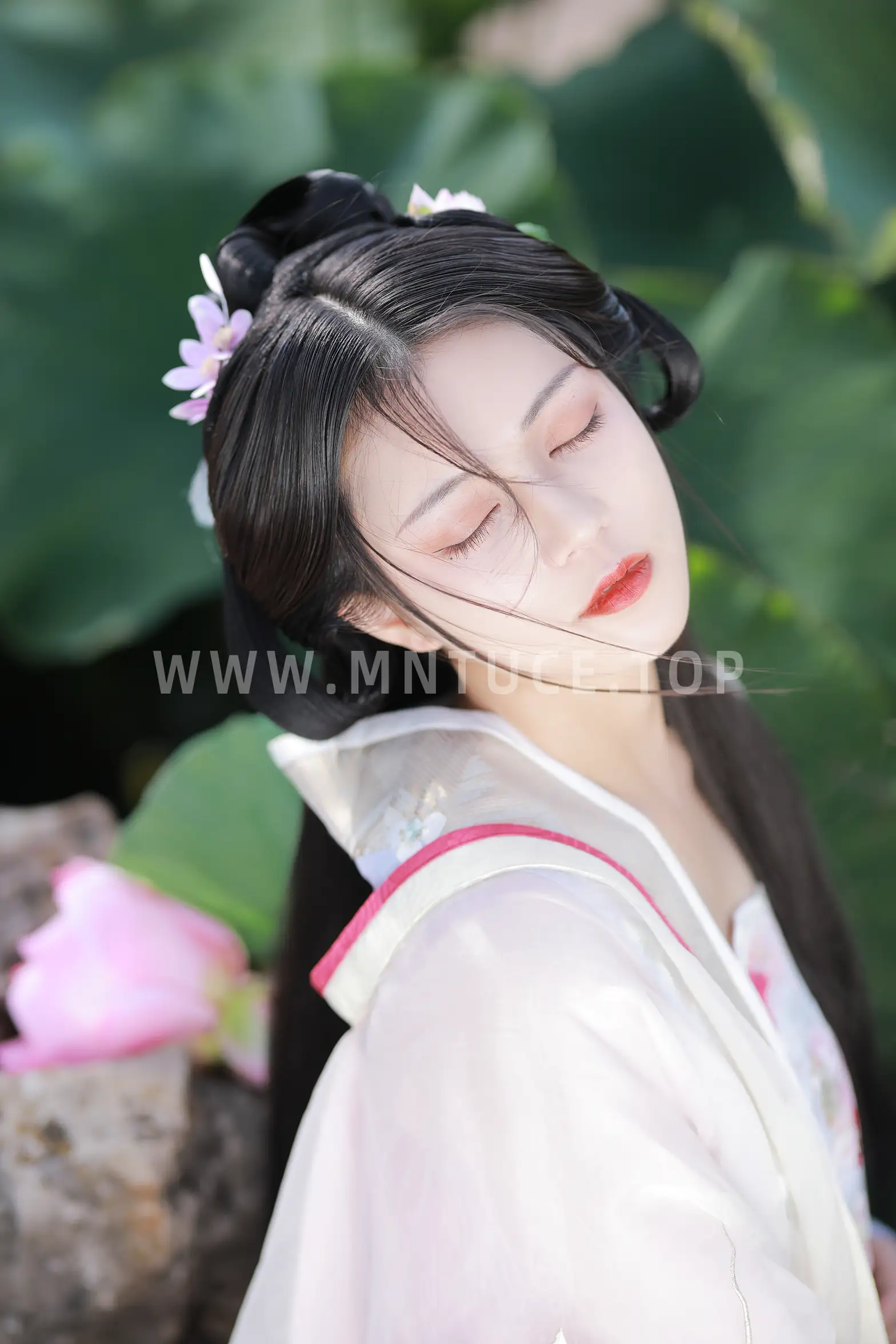 [艺图语] 2022.08.06 Vol.1639-018