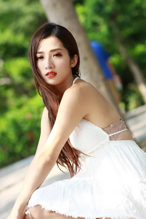 [街拍丝足] NO.039 Go Go 白色小禮服 高跟美腿外拍 #街拍丝足、美足#[118P]-014