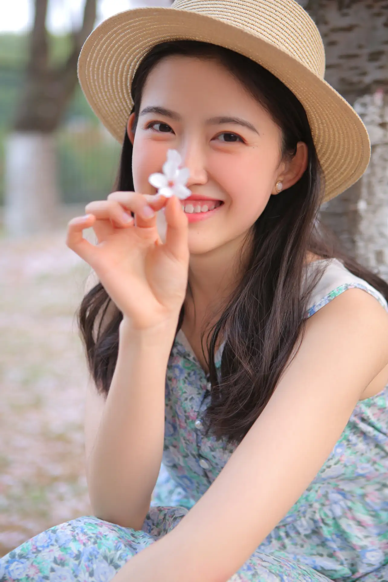 [艺图语] 2022.08.07 Vol.1645-005