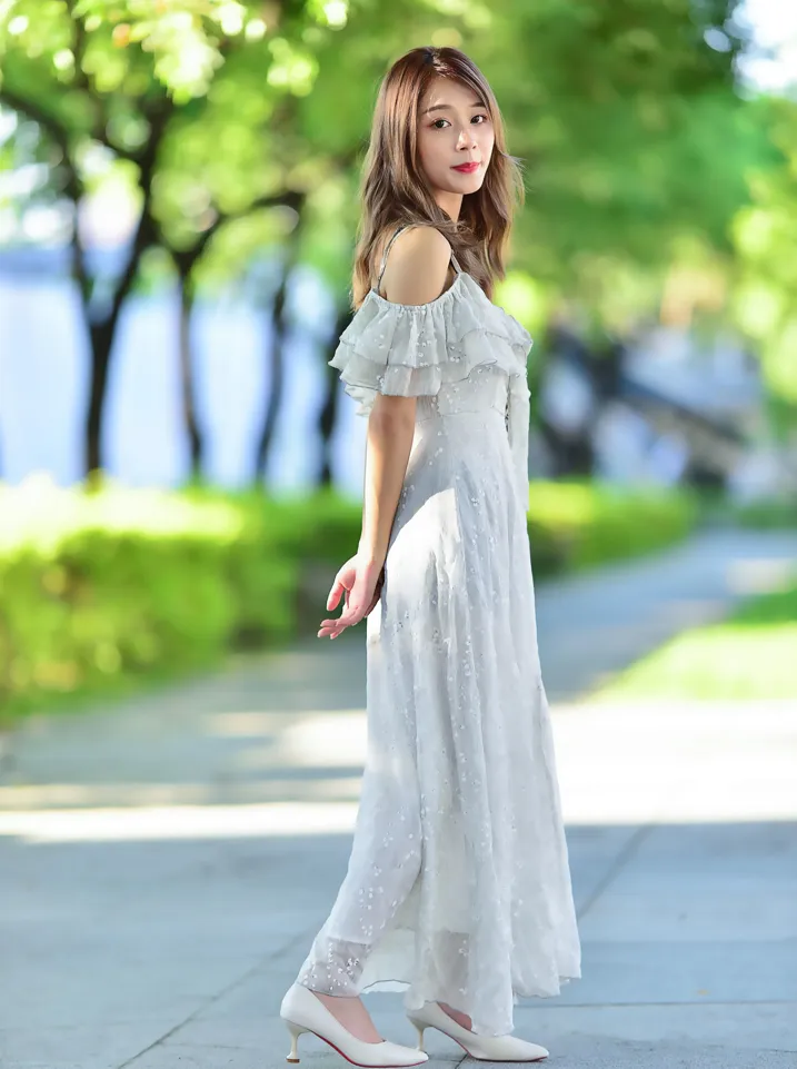 [街拍丝足] NO.200 vivi曹媛媛 吊带高衩长裙高跟美腿 #街拍丝足、美足#[113P]-076