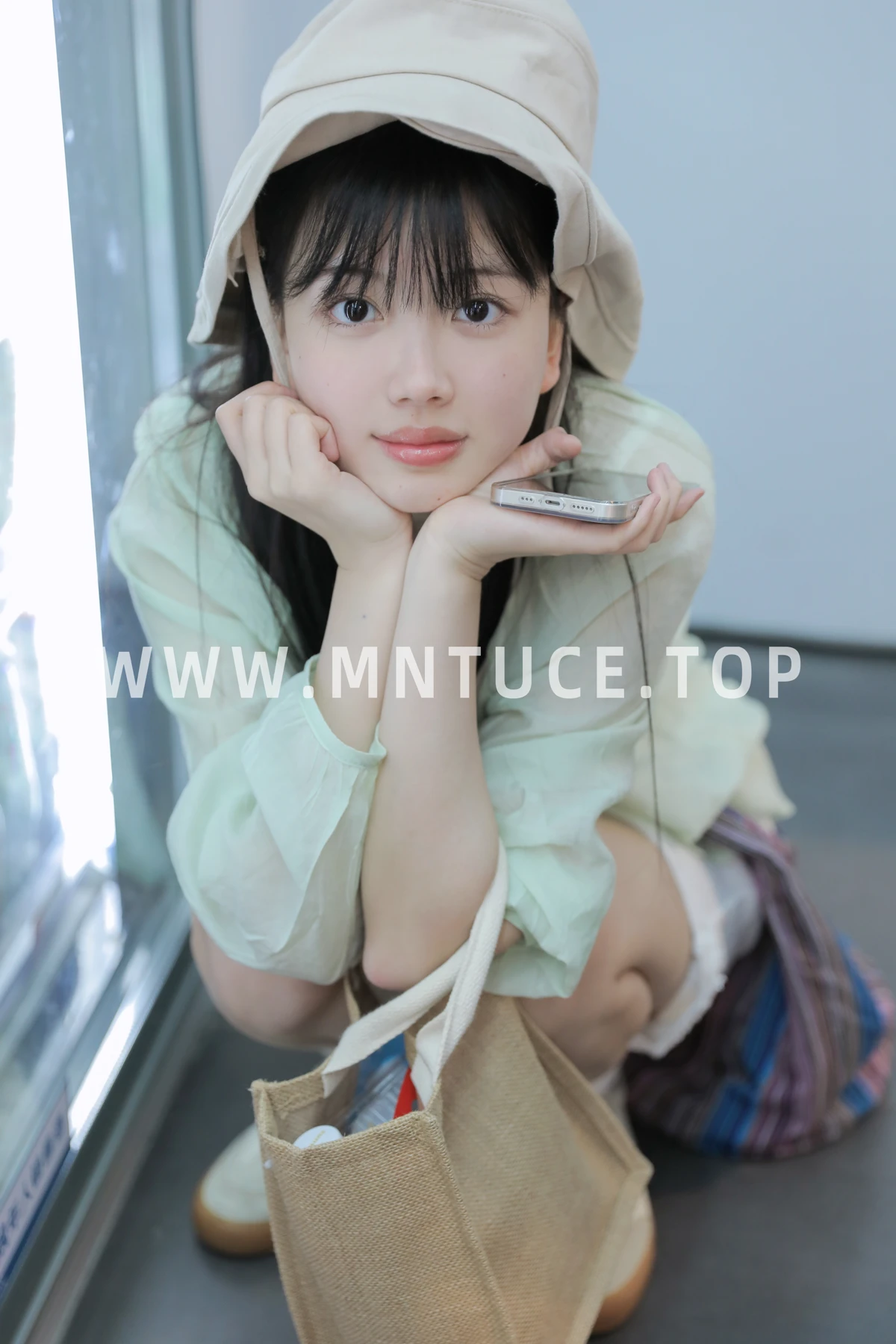 [艺图语]2023.01.08 Vol.2869-021