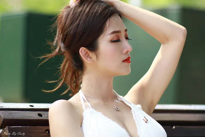 [街拍丝足] NO.039 Go Go 白色小禮服 高跟美腿外拍 #街拍丝足、美足#[118P]-029