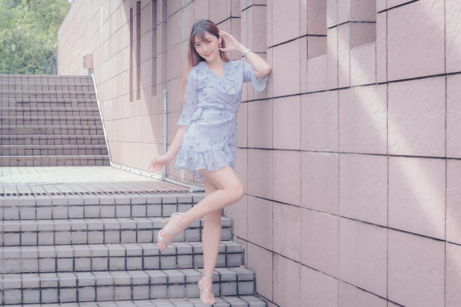 [街拍丝足] NO.197 彭璇 连衣短裙涼高美腿 #街拍丝足、美足#[58P]-045