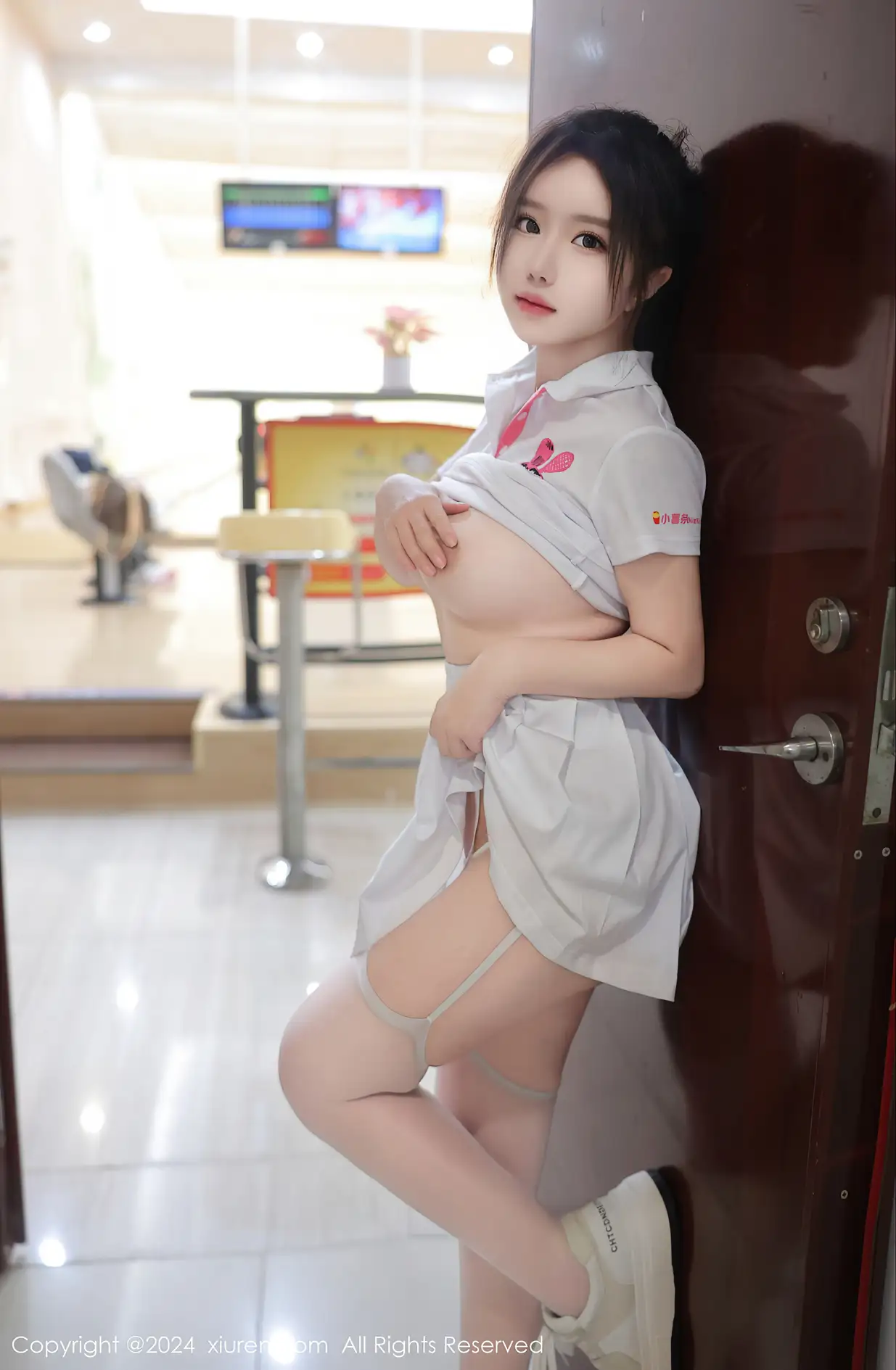[秀人网] 2024.02.20 NO.8118 #小薯条nienie、秀人旗下、xr_8000-8499#[80P]-032