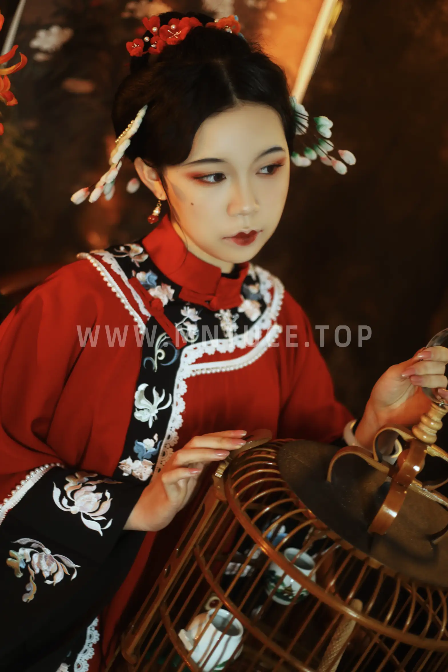 [艺图语] 2022.08.19 Vol.1738-018