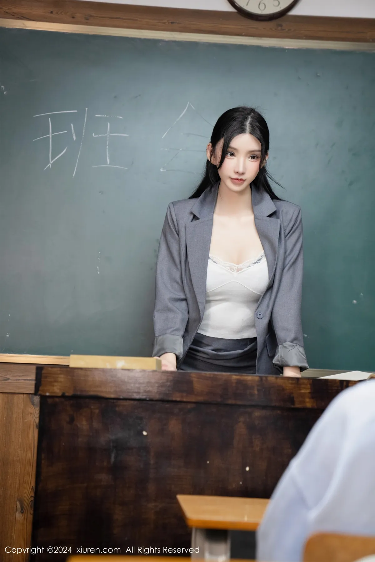[秀人网] 2024.03.08 No.8204-033