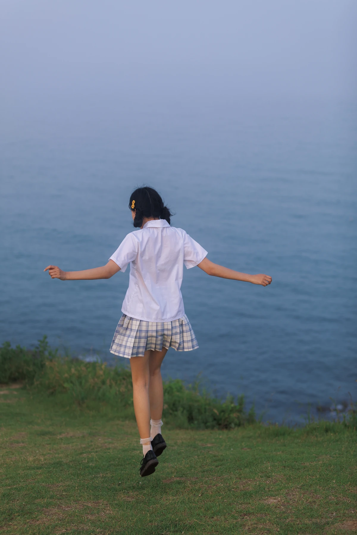 [艺图语]2023.02.02 Vol.2948 麦岛的阴天#知岫#[23P]-019