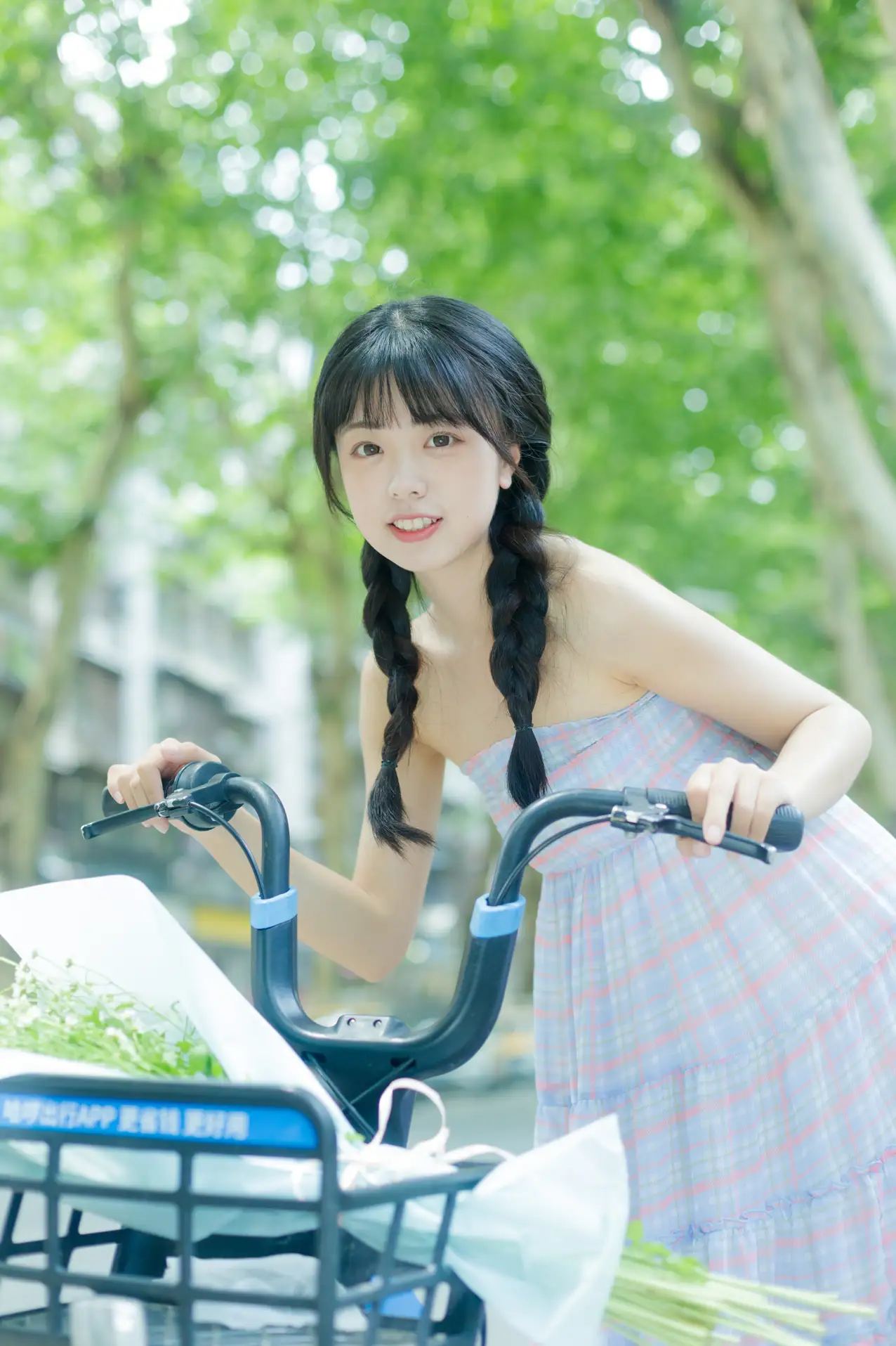 [艺图语] 2022.08.12 Vol.1688-005