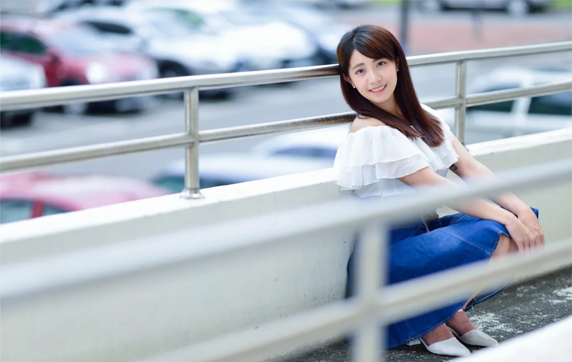 [街拍丝足] NO.168 姍姍 牛仔短裙涼高美腿 #街拍丝足、美足#[35P]-010