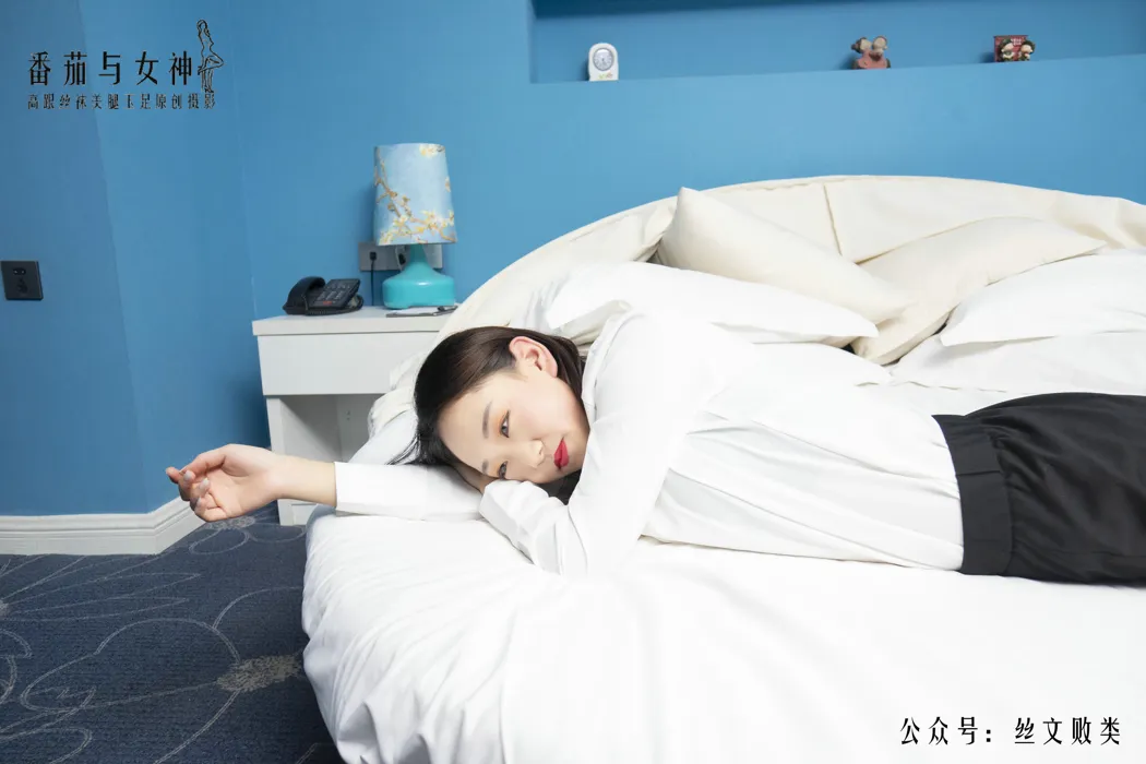 [街拍丝足] NO.036 小如 – 超短 超薄 超多细节 #街拍丝足、美足#[96P]-029