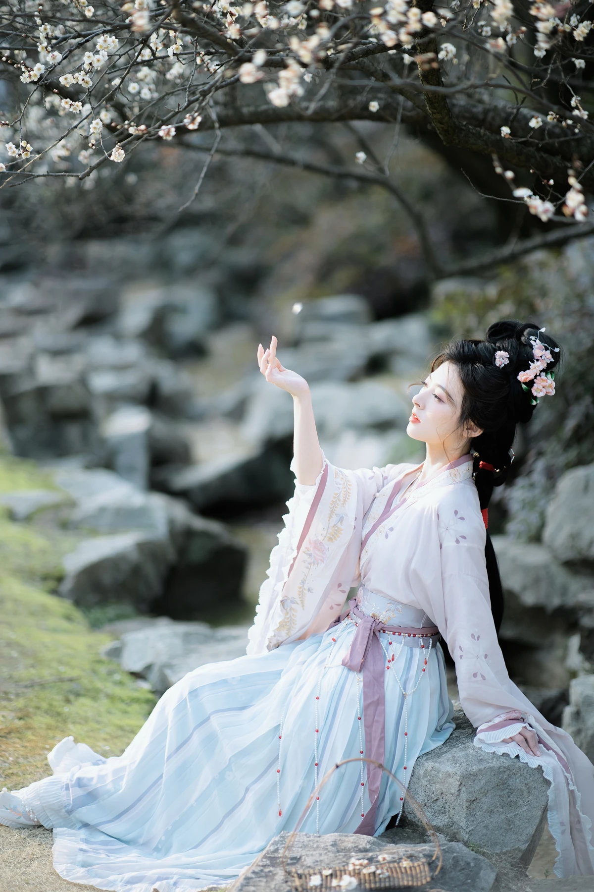 [艺图语]2023.03.08 Vol.3022 初春探梅#明姝菜菜#[45P]-044