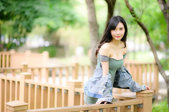 [街拍丝足] NO.045 Bao 絲襪高跟美腿外拍 #街拍丝足、美足#[79P]-045