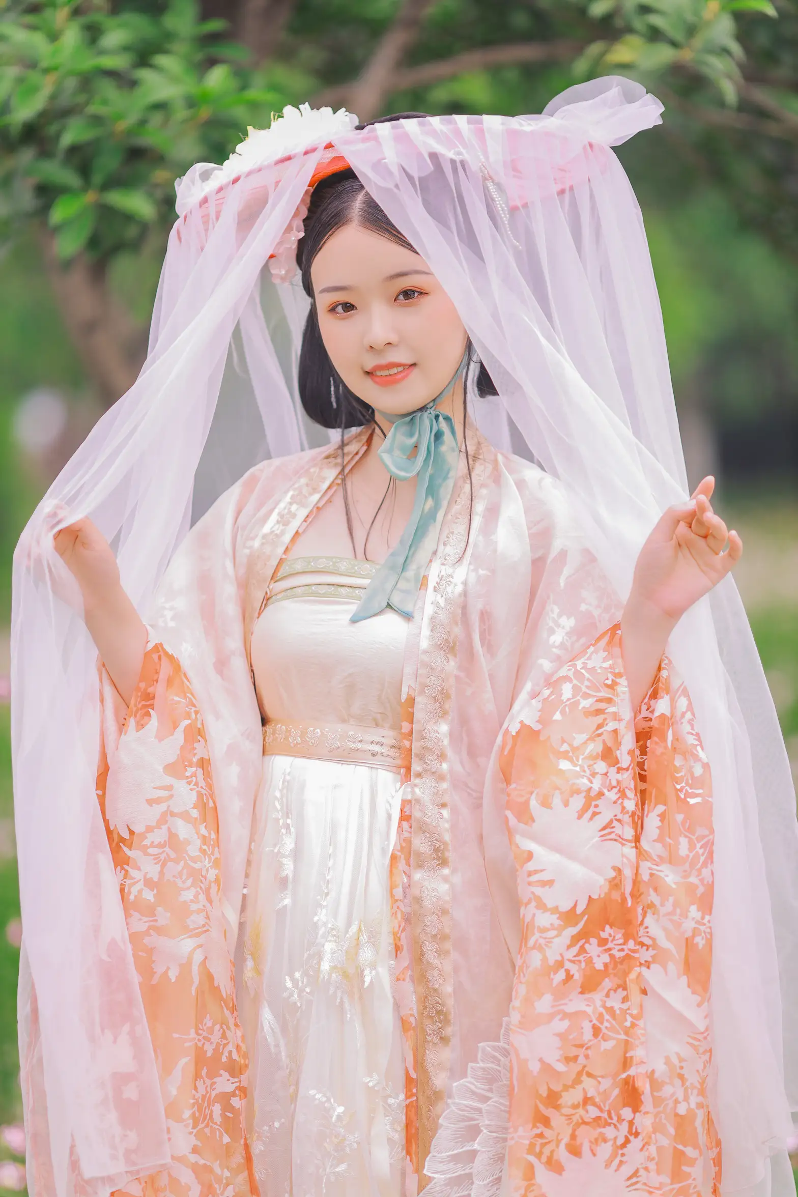 [艺图语] 2022.08.17 Vol.1724-012