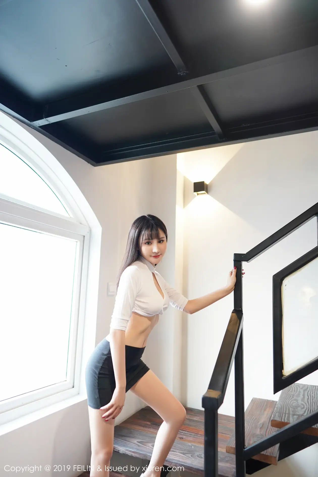 [嗲囡囡] 2019.10.09 VOL.210-002