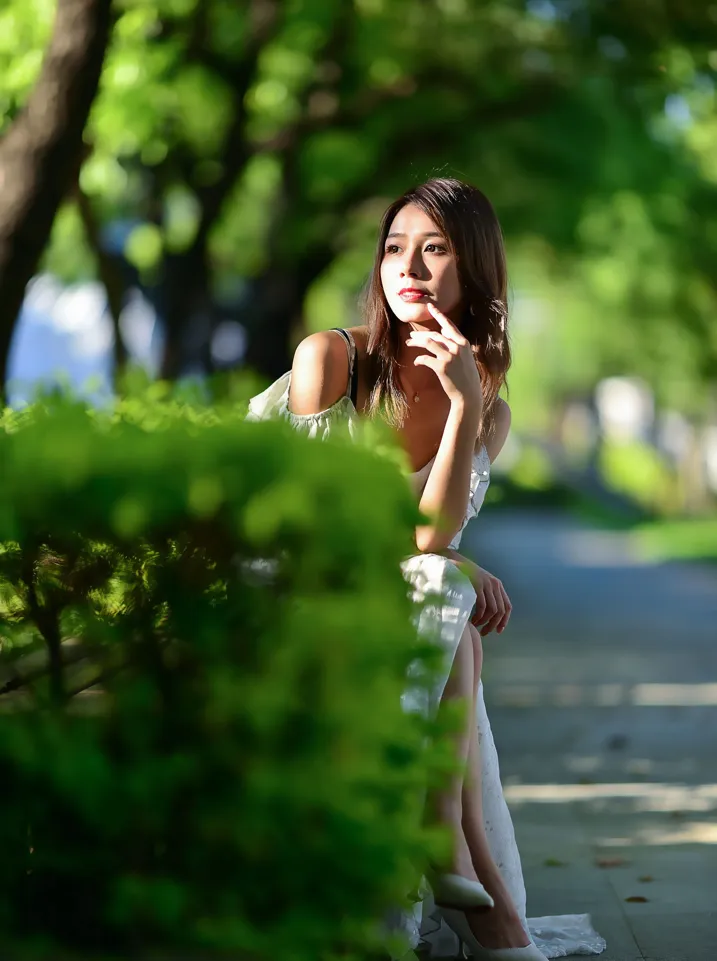 [街拍丝足] NO.200 vivi曹媛媛 吊带高衩长裙高跟美腿 #街拍丝足、美足#[113P]-099
