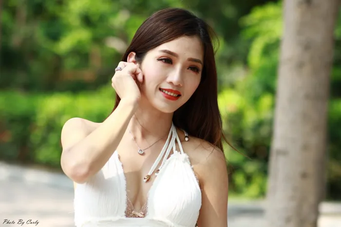 [街拍丝足] NO.039 Go Go 白色小禮服 高跟美腿外拍 #街拍丝足、美足#[118P]-022