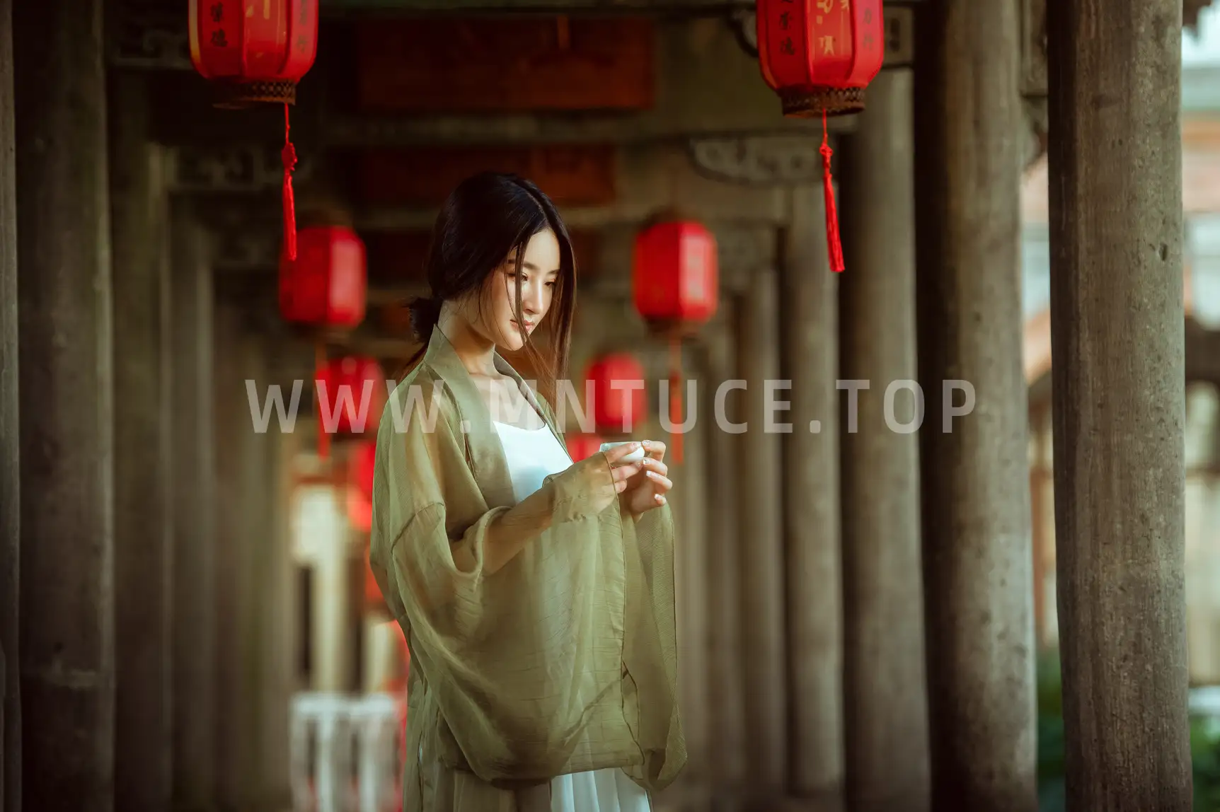 [艺图语] 2022.08.07 Vol.1643-018