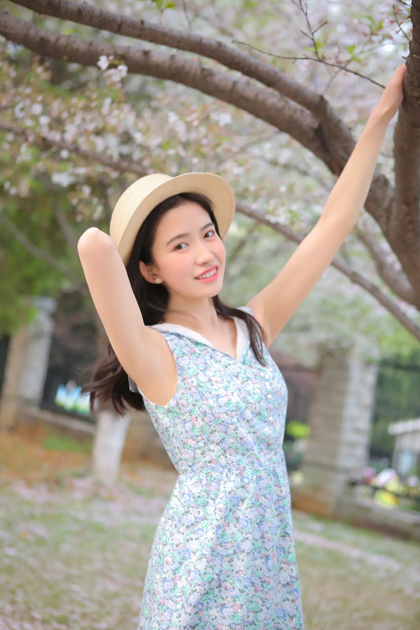 [艺图语] 2022.08.07 Vol.1645-004