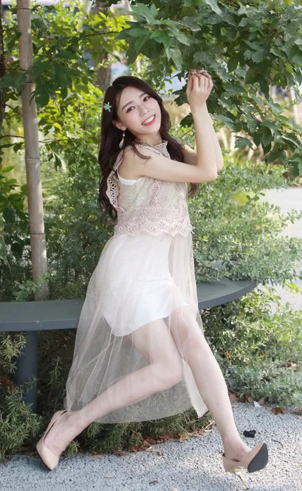 [街拍丝足] NO.097 林芝榕 小禮服 高跟美腿外拍 #街拍丝足、美足#[88P]-040