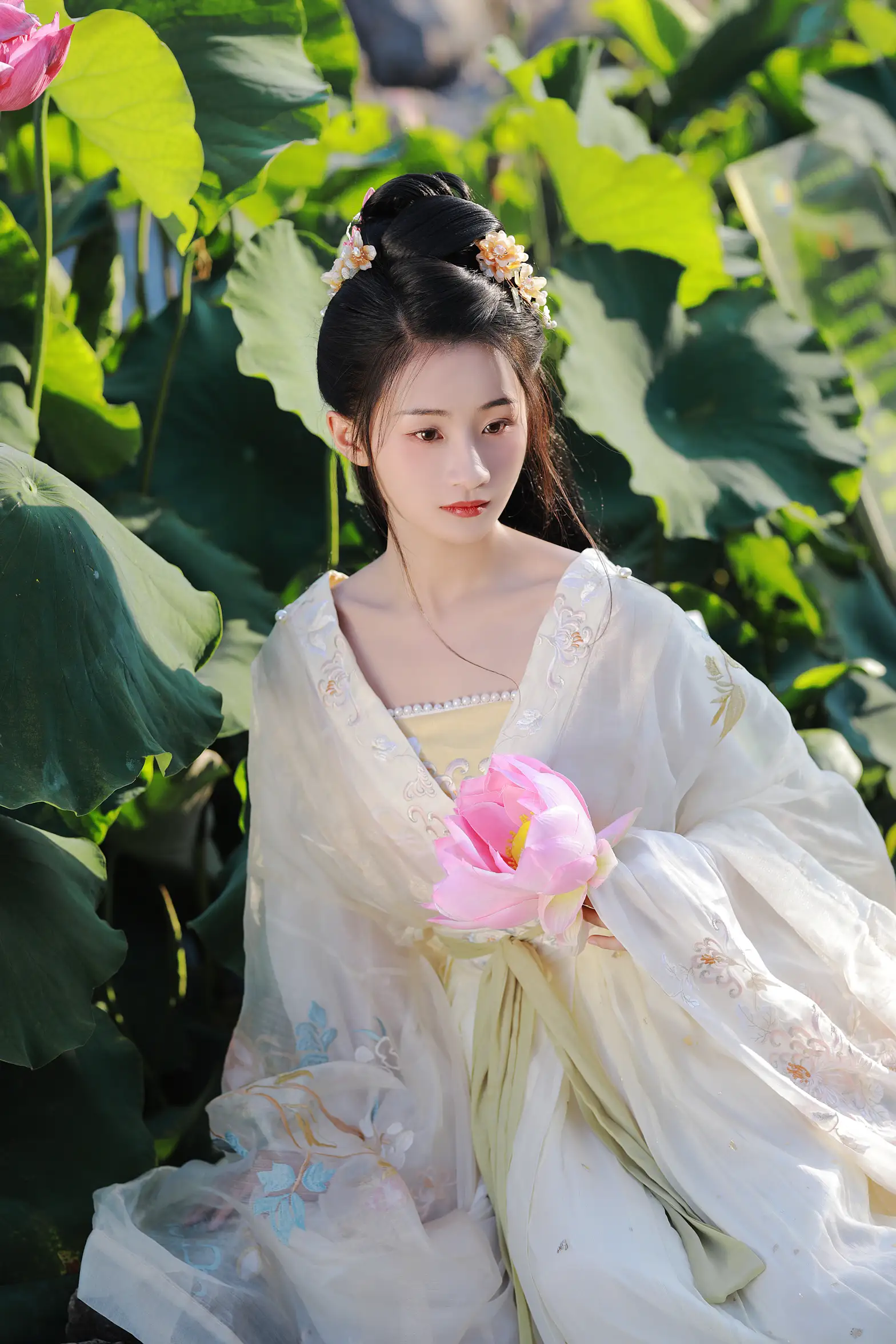 [艺图语] 2022.08.27 Vol.1803-009