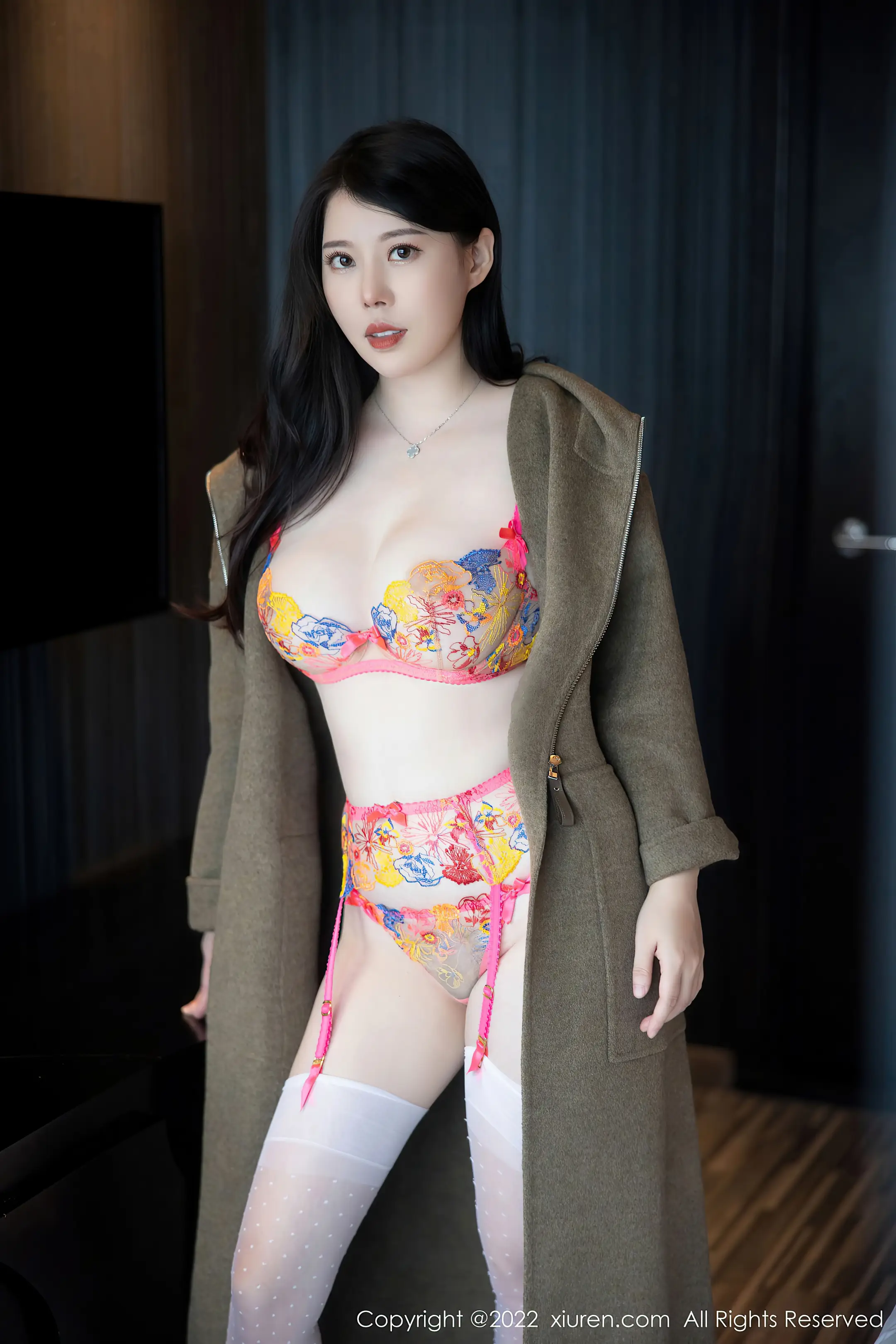 [Xiuren秀人网] 2022.10.18 NO.5723-037
