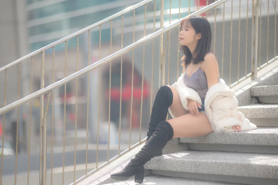 [街拍丝足] NO.215 YoYo 牛仔短裤长靴 #街拍丝足、美足#[109P]-034