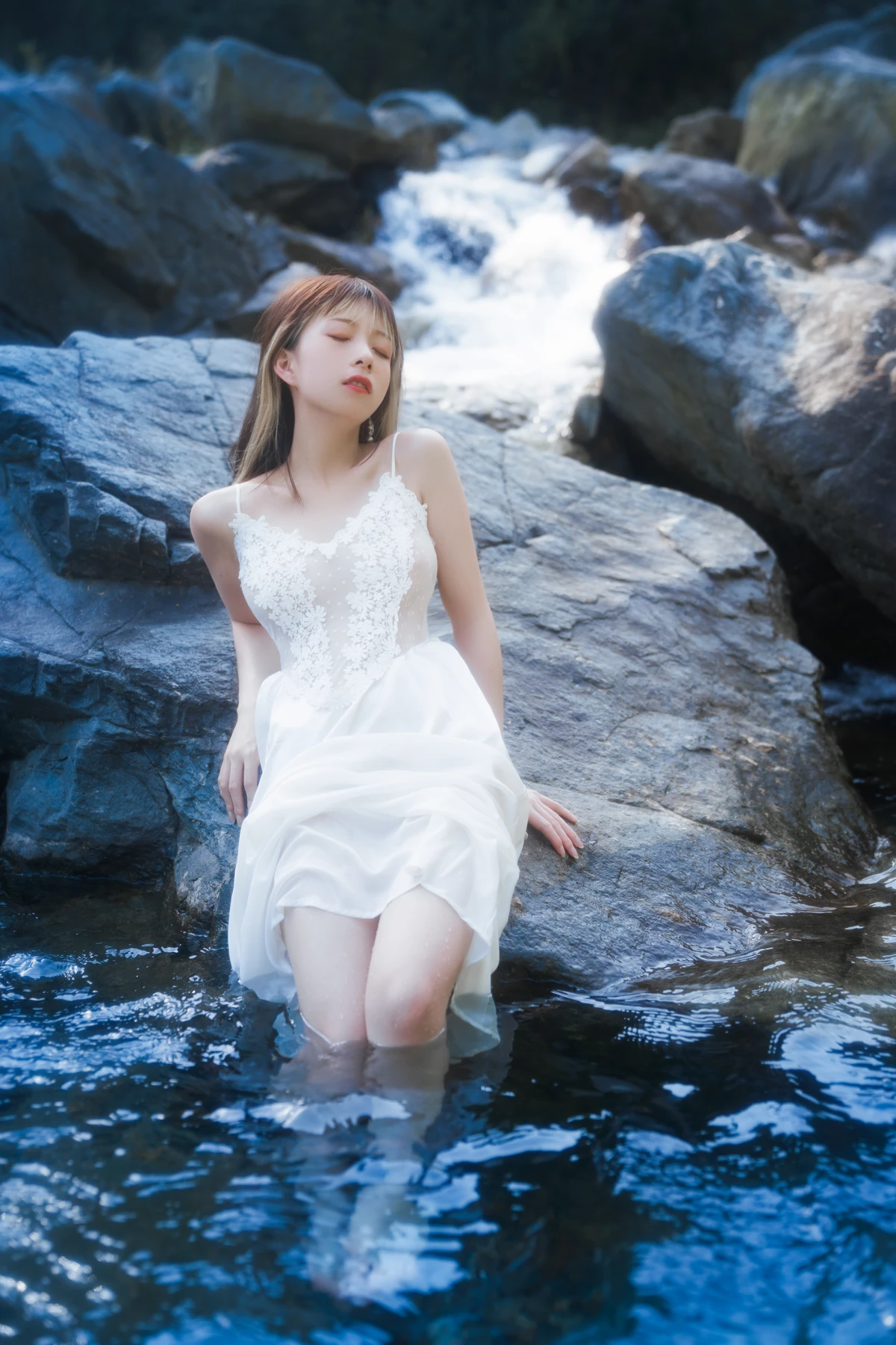 [艺图语]2023.03.10 Vol.3041 静花照水#清青琴玖#[37P]-022