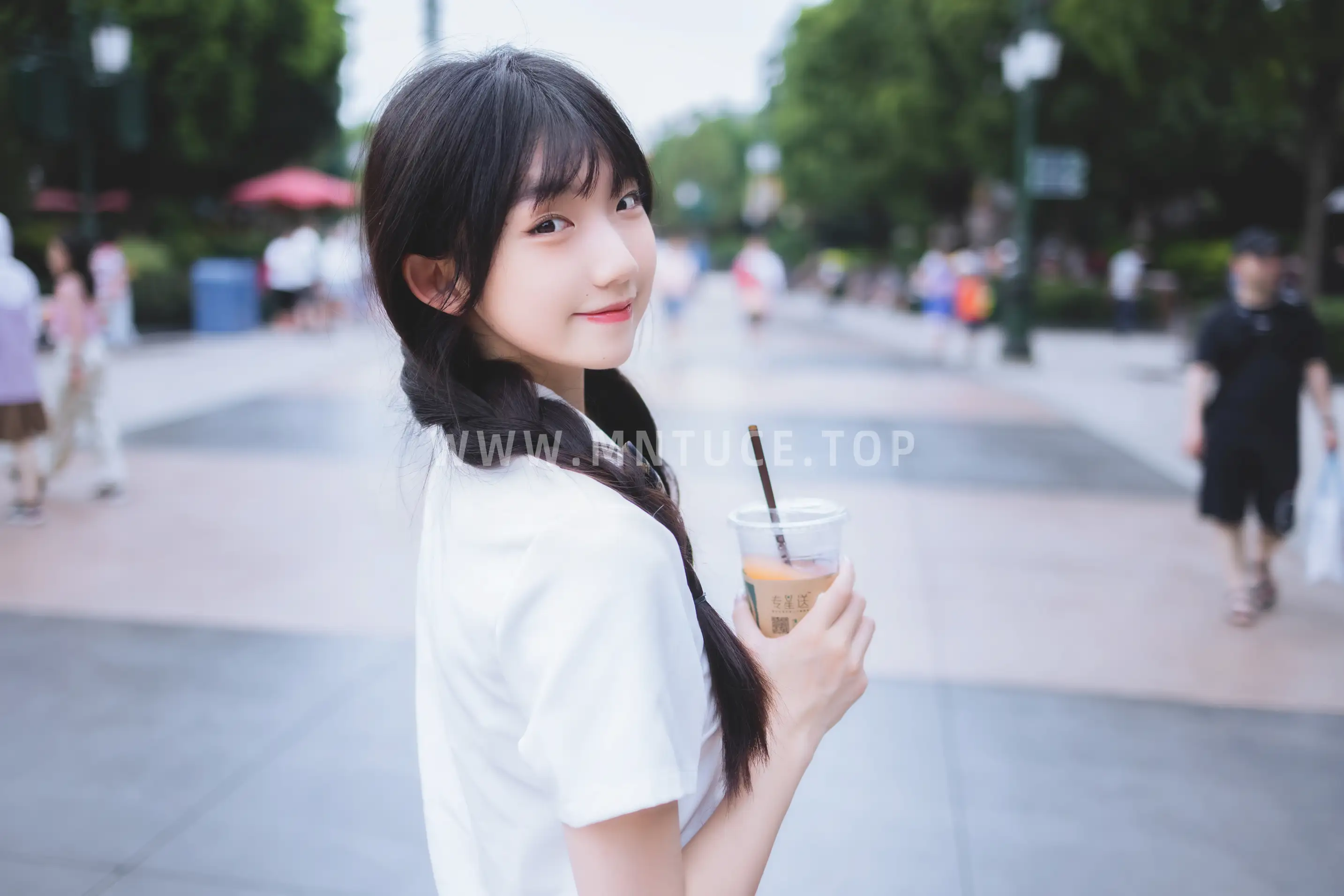 [艺图语] 2022.06.13 Vol.1165-014