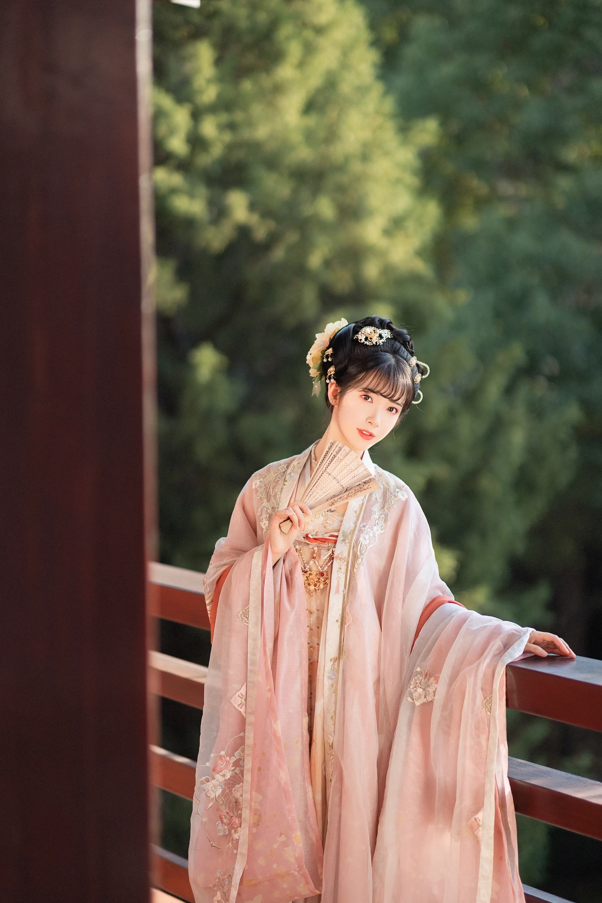 [艺图语]2023.02.10 Vol.3011 红豆相思#一只阿梦崽#[49P]-015