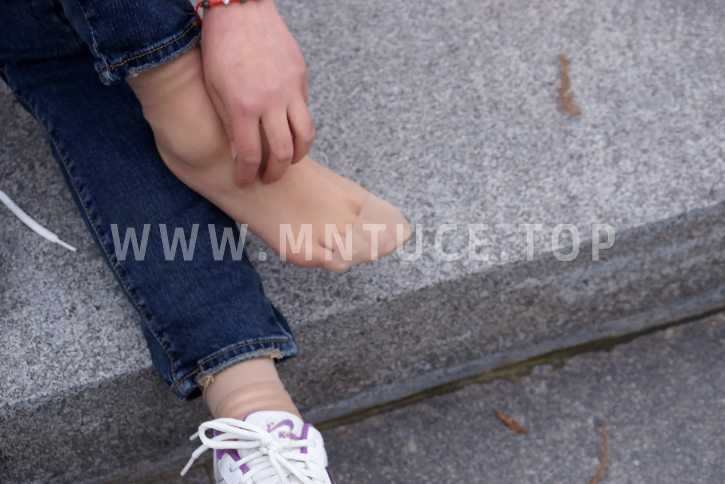 [街拍丝足] NO.037 一个接一个的面试 #街拍丝足、美足#[78P]-075