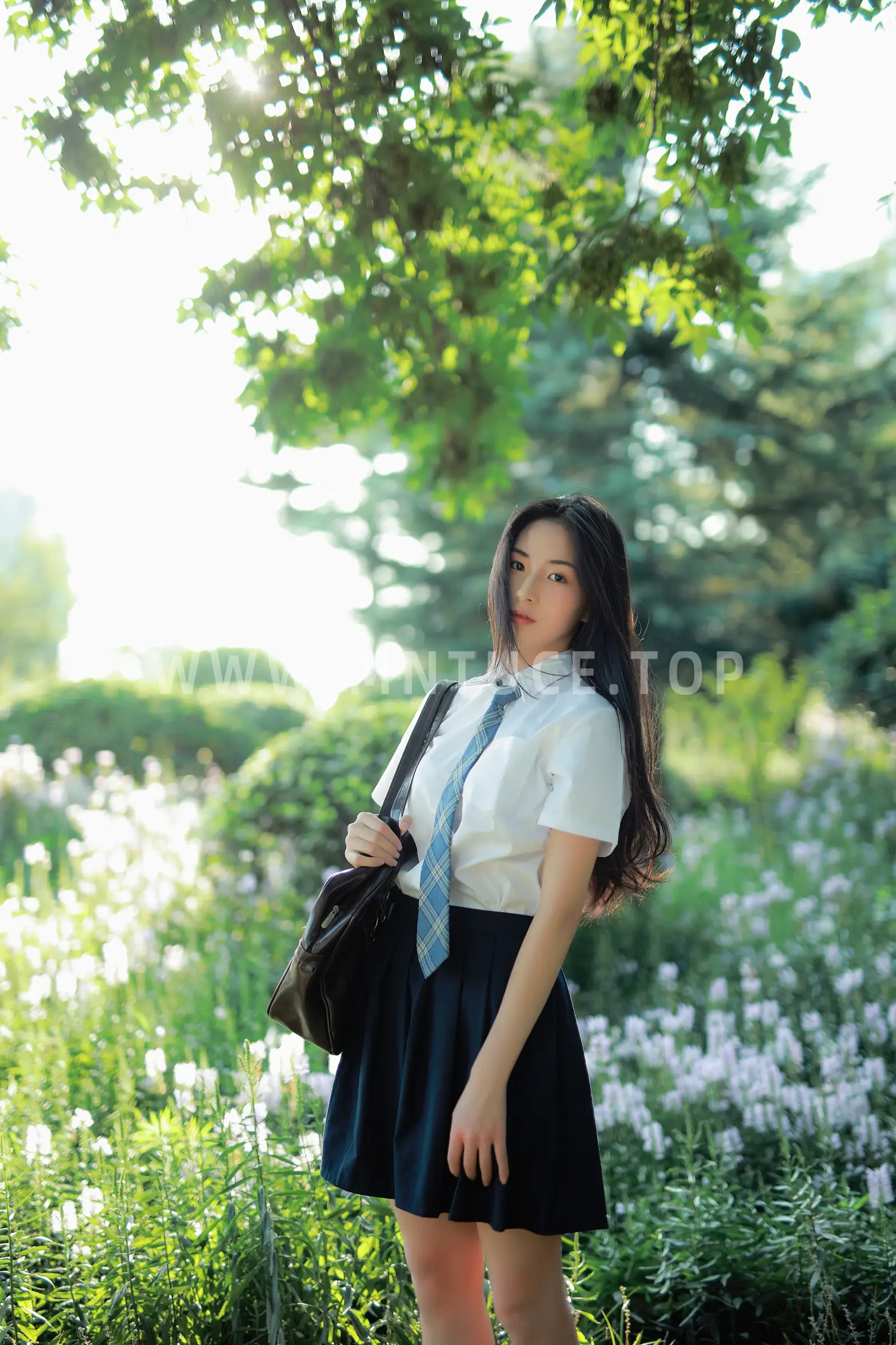 [艺图语] 2022.07.02 Vol.1350-019