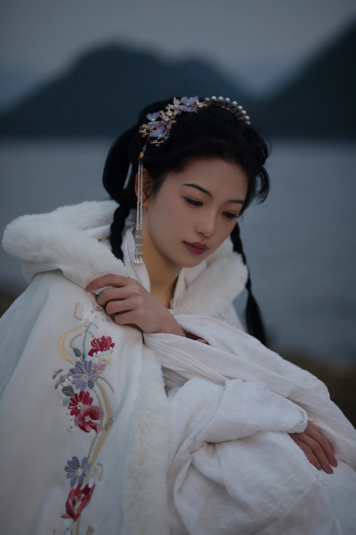 [艺图语]2023.01.15 Vol.2919 寒衣#一口蛋糕#[26P]-022