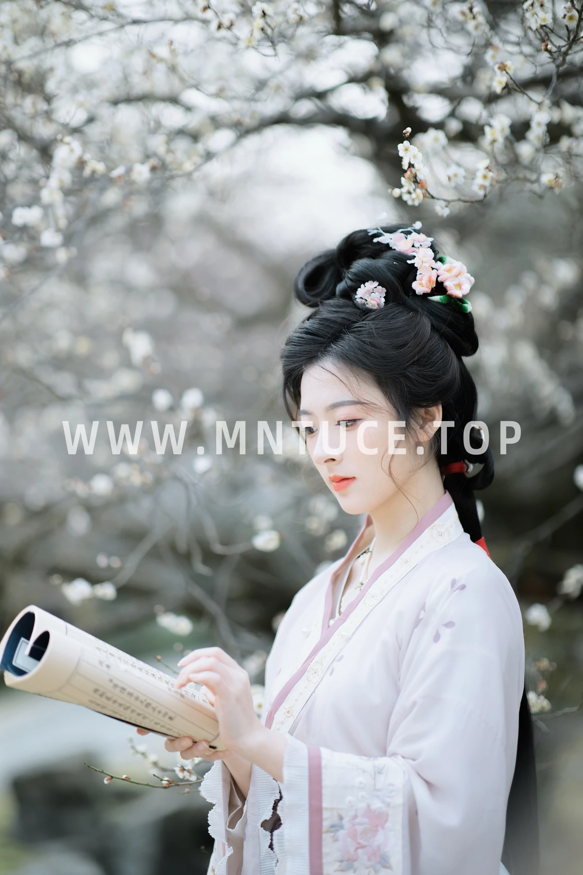 [艺图语]2023.03.08 Vol.3022 初春探梅#明姝菜菜#[45P]-040