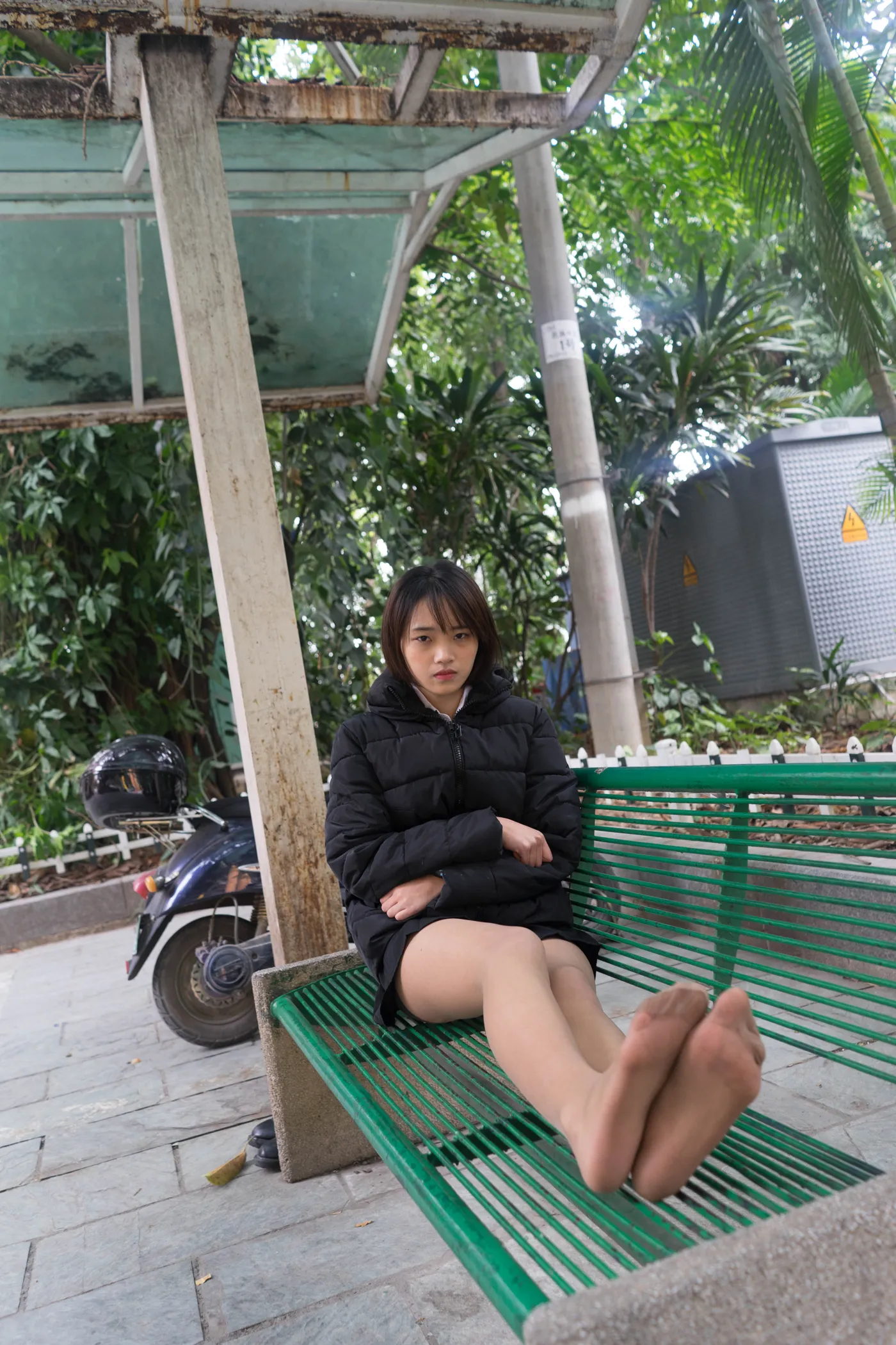 [街拍丝足] NO.001 高中妹子街边偶遇直接约拍不犹豫 #街拍丝足、美足#[109P]-067