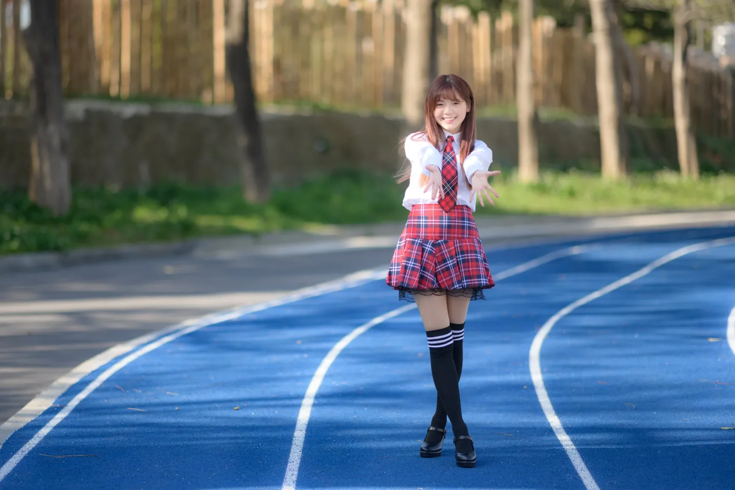 [街拍丝足] NO.233 学生制服高跟 #街拍丝足、美足#[157P]-104