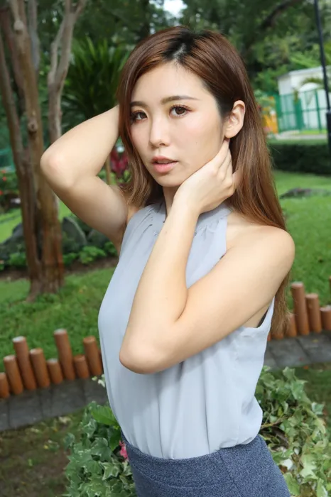 [街拍丝足] NO.093 長腿美模 Shuk Man 短裙 高跟美腿外拍 #街拍丝足、美足#[101P]-011