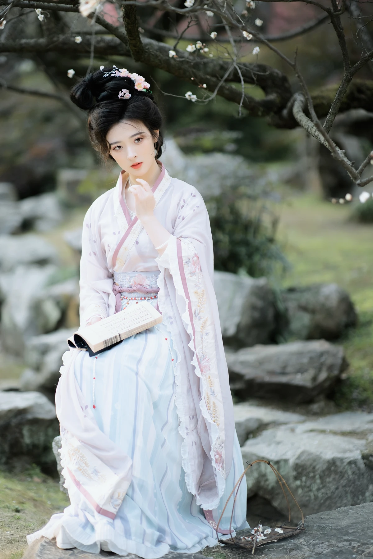 [艺图语]2023.03.08 Vol.3022 初春探梅#明姝菜菜#[45P]-042