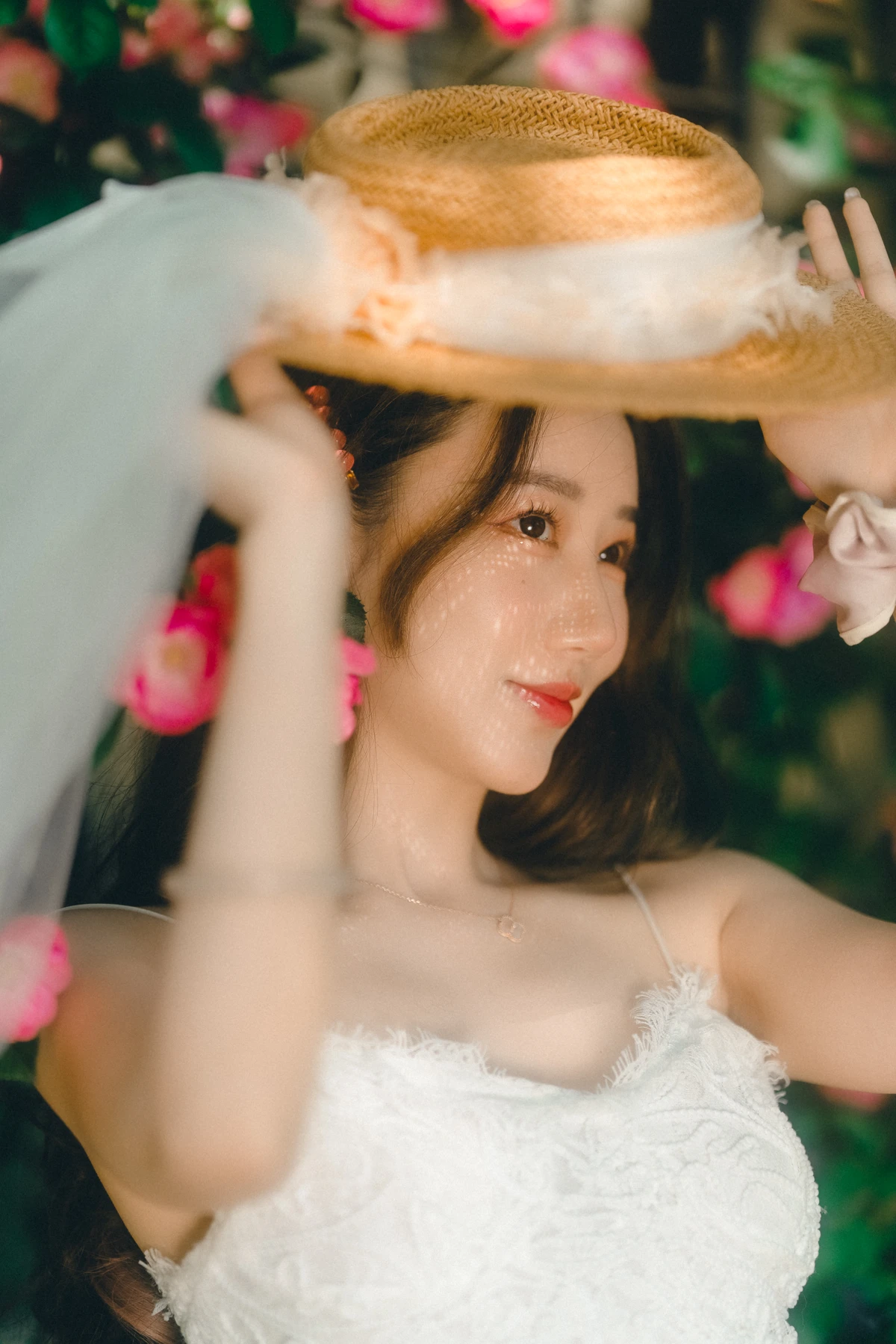 [艺图语]2023.05.20 Vol.3048 蔷薇花下#桃子#[47P]-016
